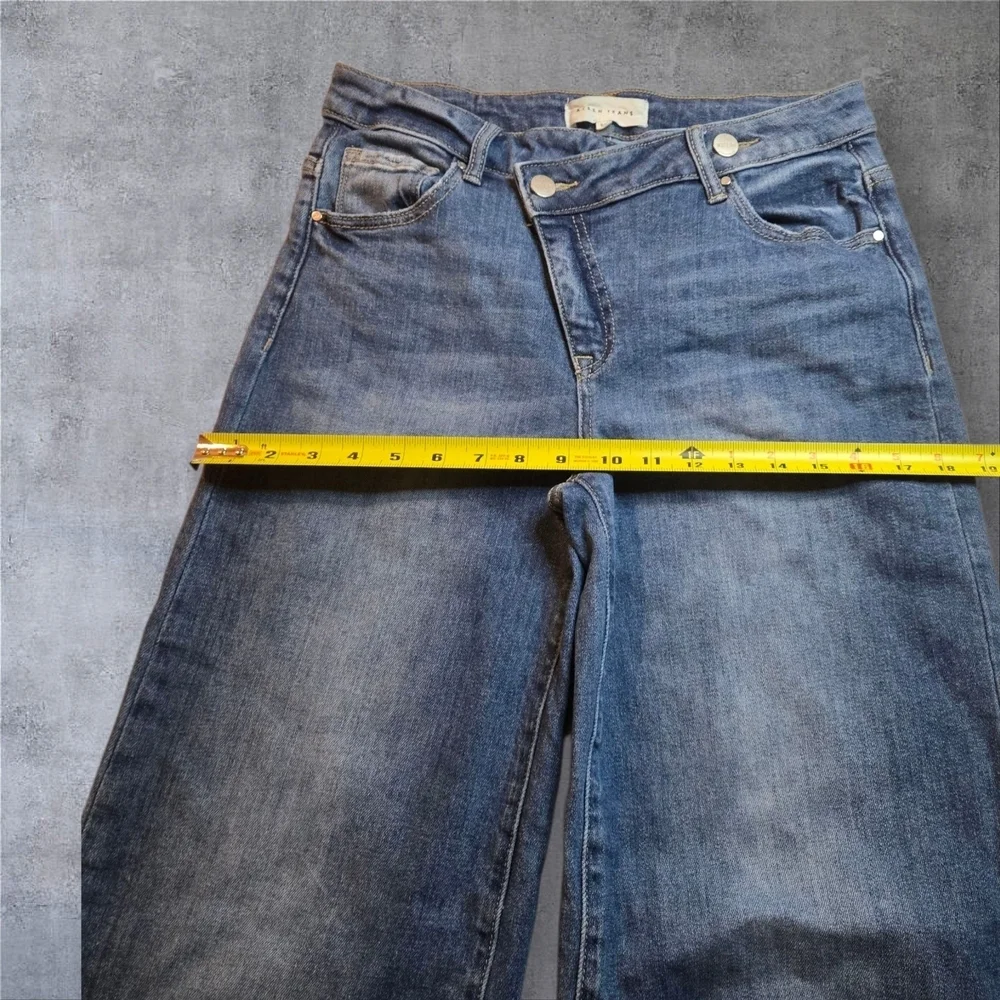 Risen Jeans step out